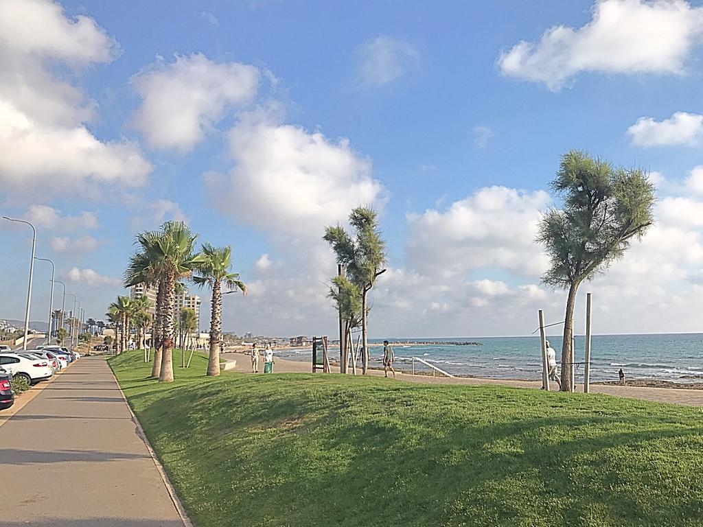 סטודיו מקסים על המים דירה